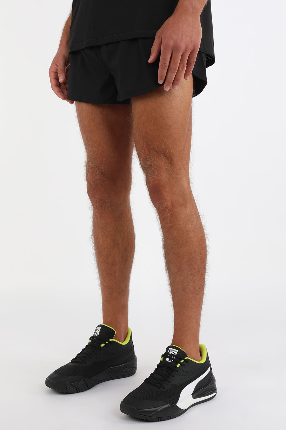 תמונת כל הלוק של Triple Basketball Shoes in Black and White